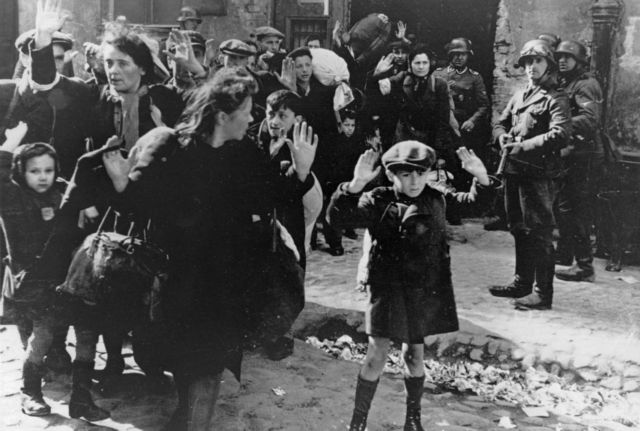 Τέσσερις στους δέκα νέους στη Βαρσοβία «δεν θέλουν εβραίο γείτονα»